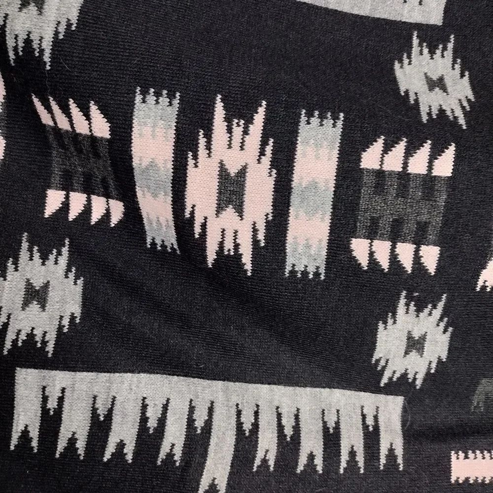 Fleece scarf - Picture 2 of 5